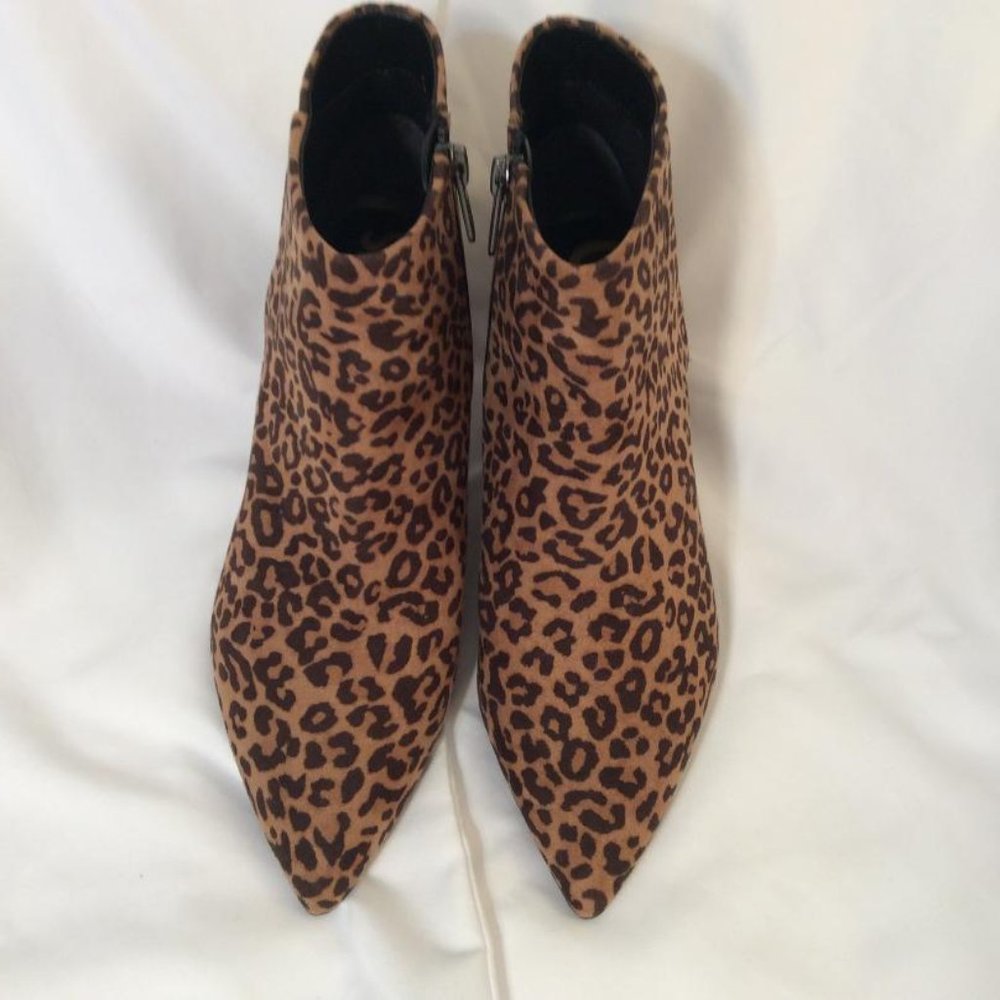 CIRCUS by Sam Edelman vegan suede leopard booties kitten heels NWOB Size 7 - Picture 2 of 9